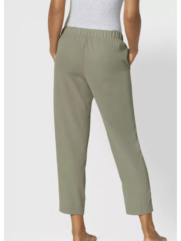 Triumph 42(XL) dydžio moteriškos poliesterinės žalsvos spalvos klasikinės ilgos  kelnės Mix &amp; Match TAPERED TROUSERS