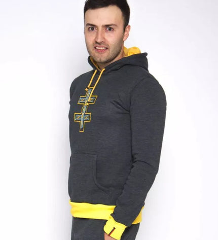 Sofa Killer grafito spalvos džemperis su tautinėm juostom