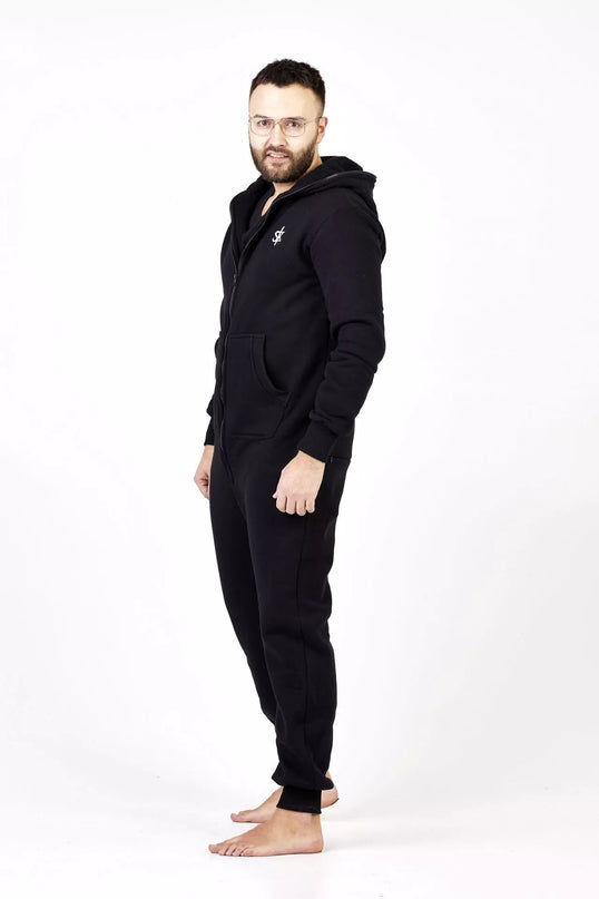 Sofa Killer juodas kombinezonas su užtrauktuku nugaroje