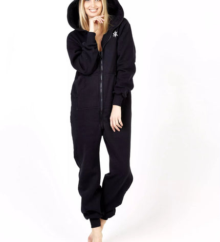 Sofa Killer juodas kombinezonas su užtrauktuku nugaroje