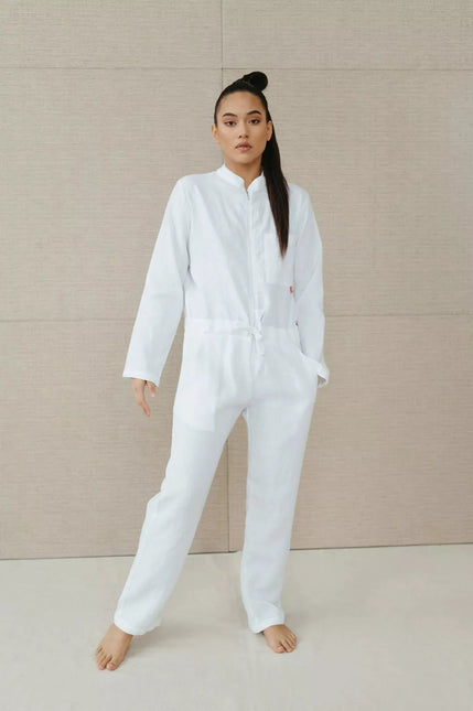 Sofa Killer baltas lininis kombinezonas