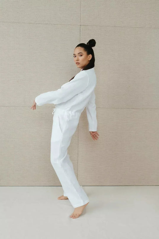 Sofa Killer baltas lininis kombinezonas