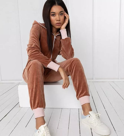 Sofa Killer rudas veliūrinis kombinezonas