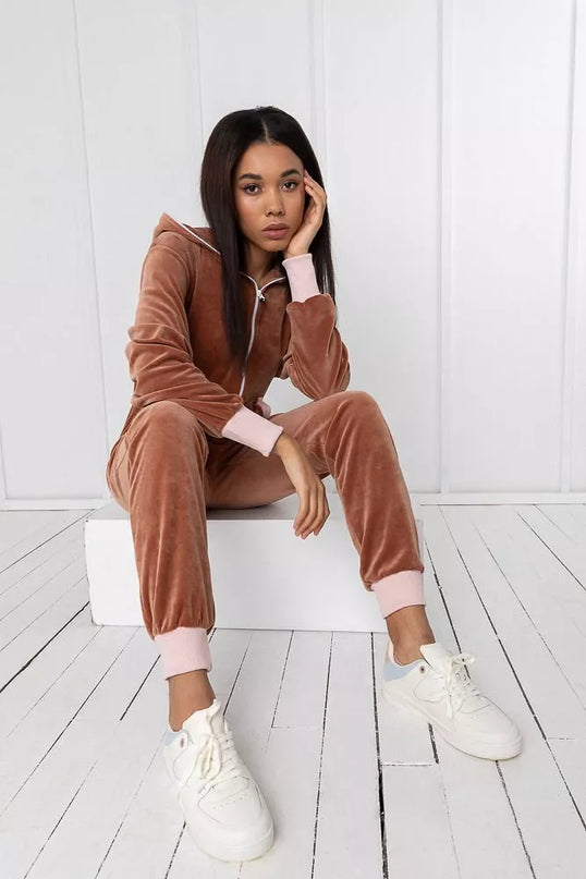 Sofa Killer rudas veliūrinis kombinezonas