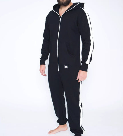 Sofa Killer juodas kombinezonas su batom vertikaliom juostom