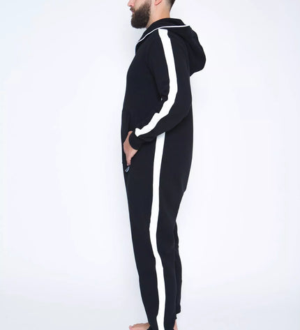 Sofa Killer juodas kombinezonas su batom vertikaliom juostom