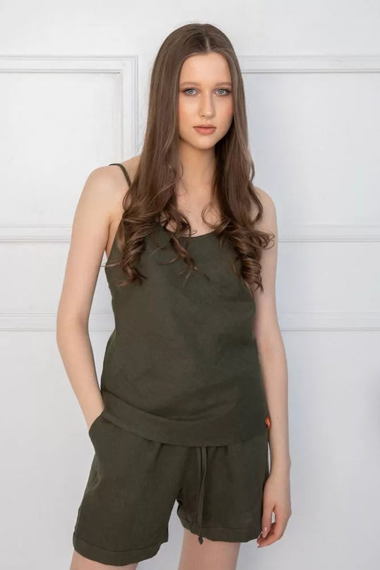 Sofa Killer tamsiai žalias lininis kostiumas su šortais