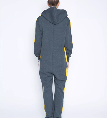 Sofa Killer tamsiai pilkas kombinezonas su geltonom vertikaliom juostom