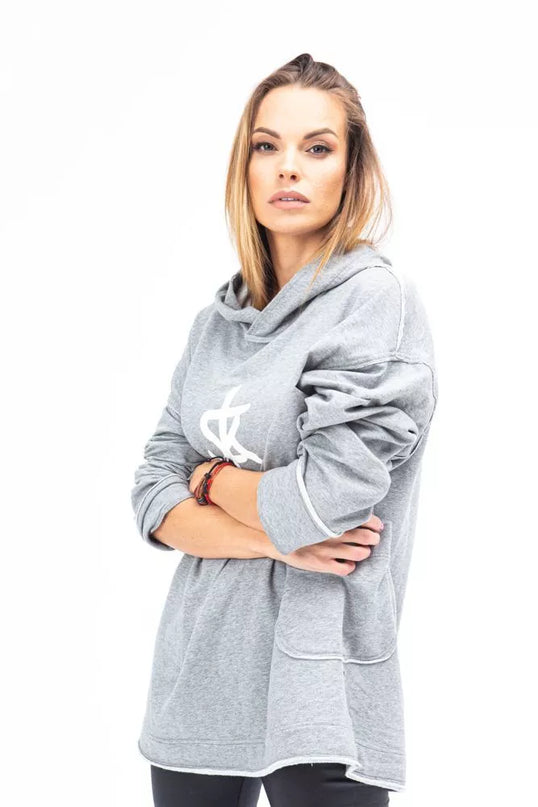 Sofa Killer šviesiai pilkas ilgas džemperis su baltu SK logotipu