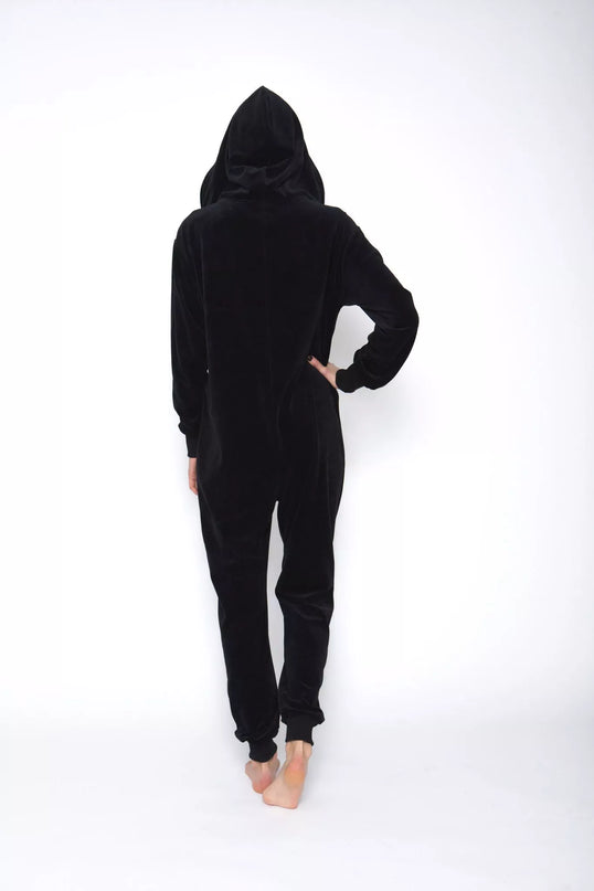 Sofa Killer juodas veliūrinis kombinezonas