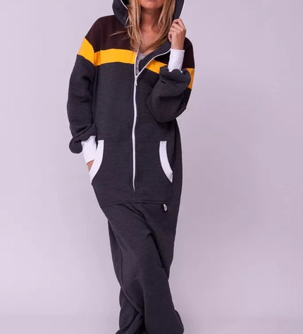 Sofa Killer pilkas kombinezonas rudais pečiais