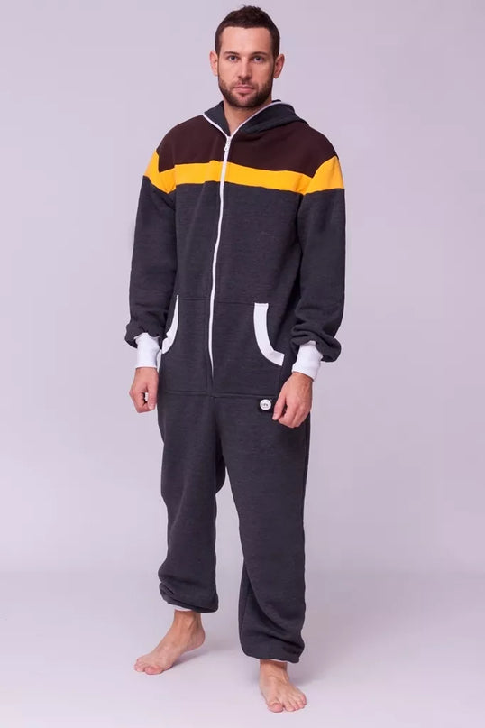 Sofa Killer pilkas kombinezonas rudais pečiais