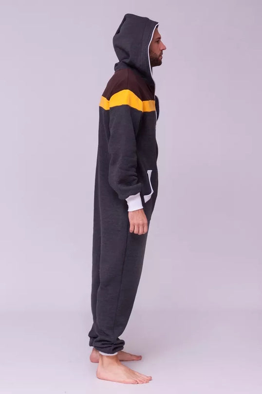 Sofa Killer pilkas kombinezonas rudais pečiais