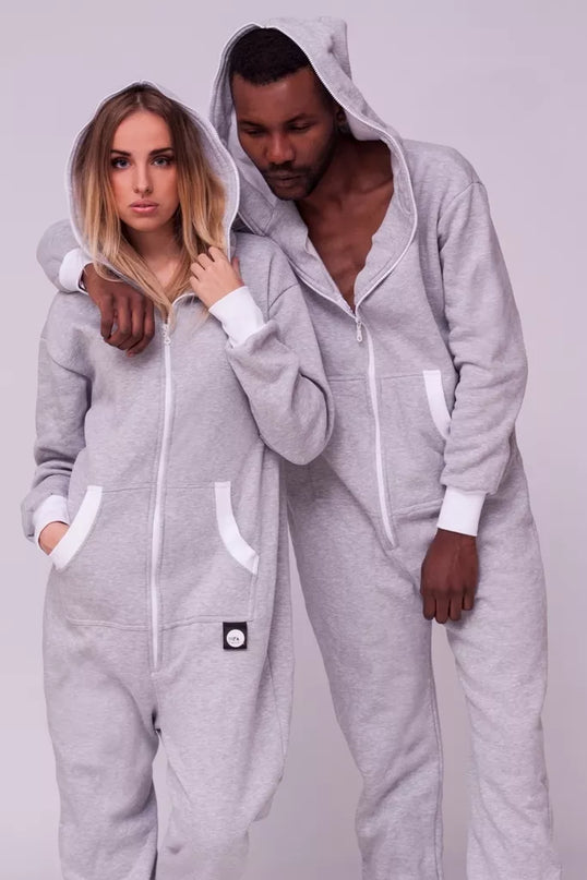 Sofa Killer šviesiai pilkas kombinezonas