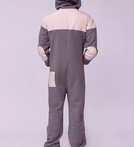 Sofa Killer pilkas kombinezonas su dygsniuotos medžiagos aplikacija