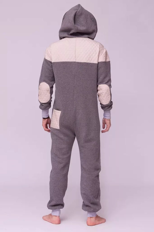 Sofa Killer pilkas kombinezonas su dygsniuotos medžiagos aplikacija