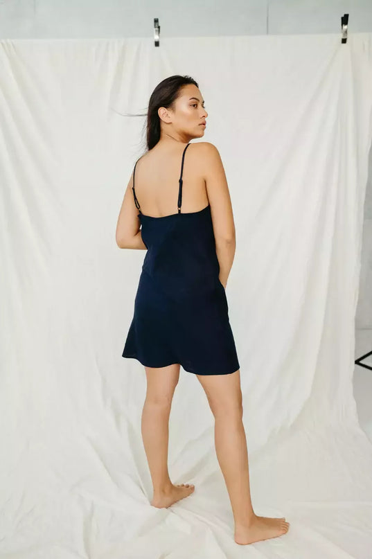 Sofa Killer tamsiai mėlyna lininė suknelė YALAN