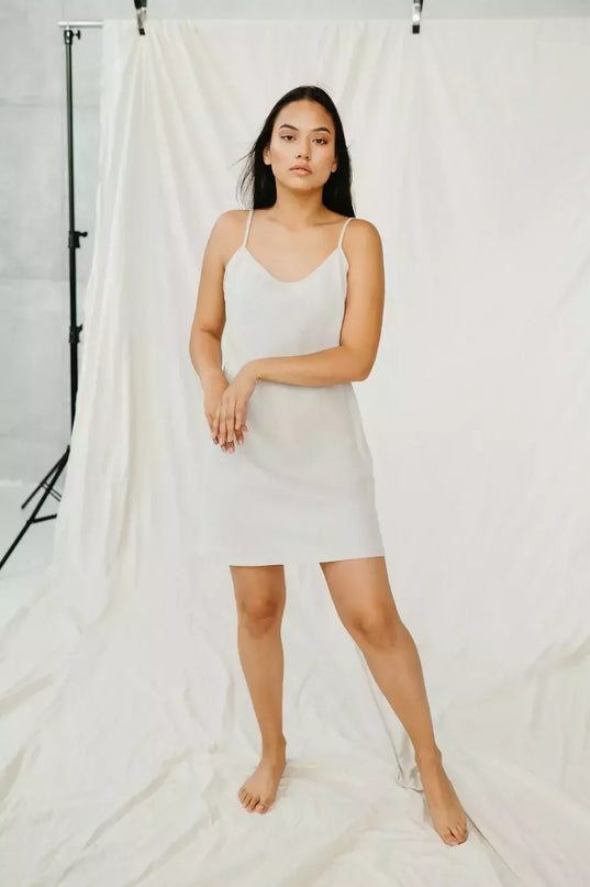 Sofa Killer smėlio spalvos lininė suknelė YALAN