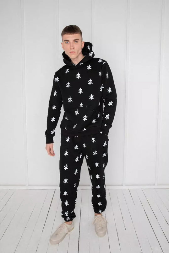 Sofa Killer juodas sportinis kostiumas su SK logo printu