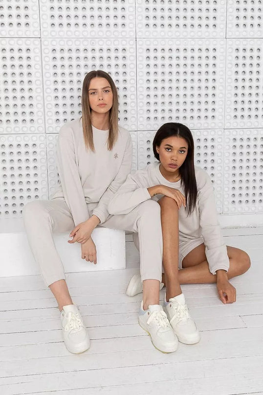 Sofa Killer smėlio spalvos laisvalaikio kostiumas SAND su kelnėmis