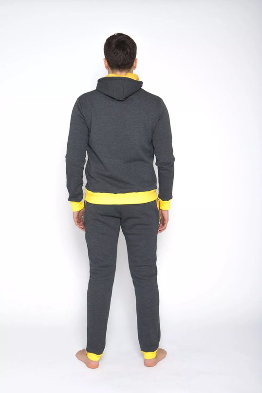 Sofa Killer grafito spalvos sportinis kostiumas su tautinėm juostom