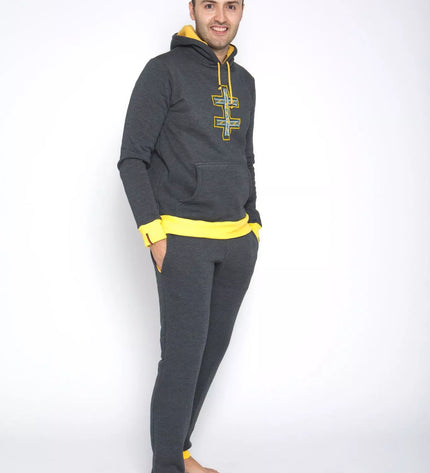 Sofa Killer grafito spalvos sportinis kostiumas su tautinėm juostom