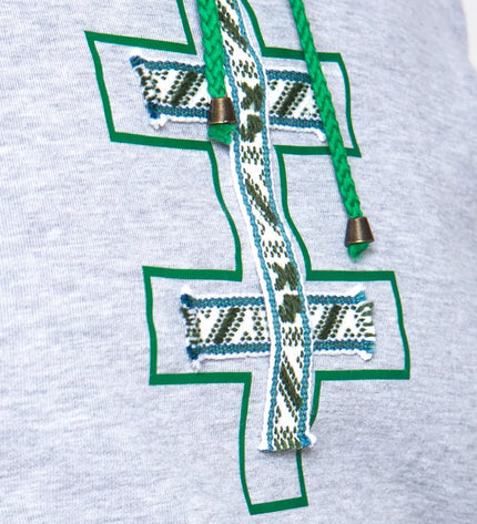 Sofa Killer šviesiai pilkas sportinis kostiumas su tautinėm juostom