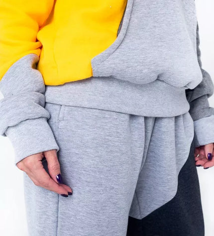 Sofa Killer keturių spalvų sportinis kostiumas Romby