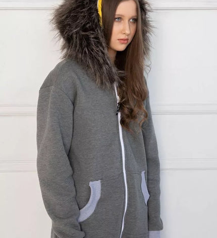 Sofa Killer pilkas kombinezonas su kailiniu kapišonu